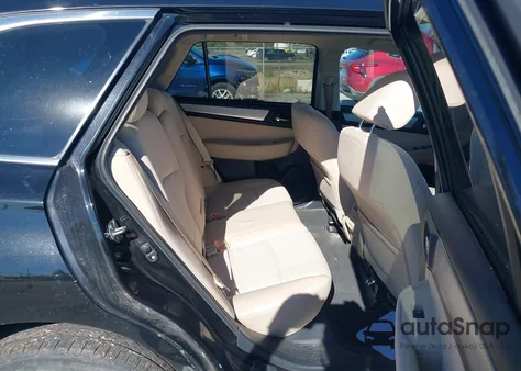 2019 Subaru Outback 2.5I Premium z USA, uszkodzony, nr VIN 4S4BSAFC3K3272145